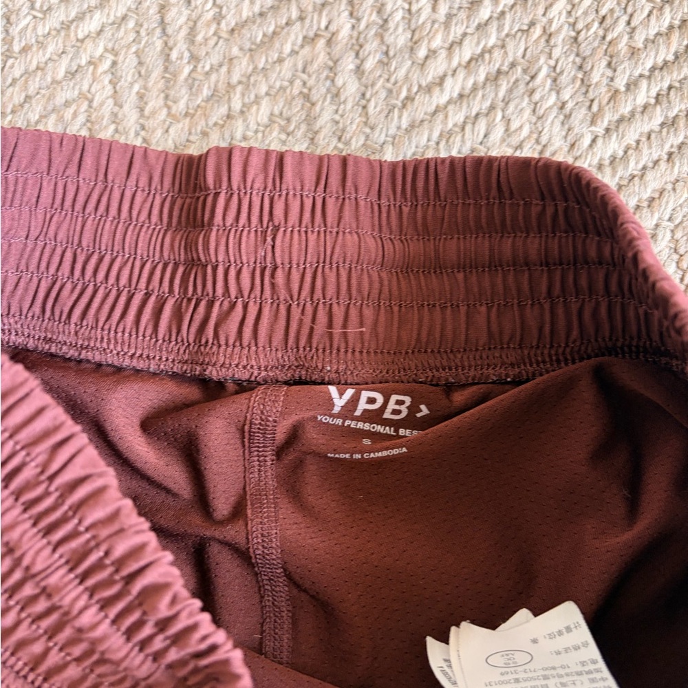 Women's Burgundy Drawstring Workout Running Shorts with Black Trim Size Small - Picture 5 of 5